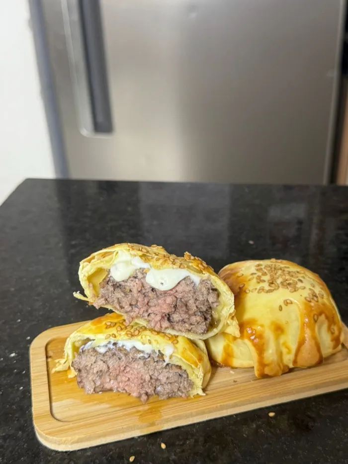 Salgado de hambúrguer